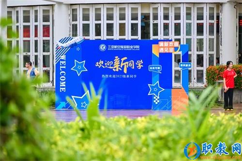 图片 1 图片 1